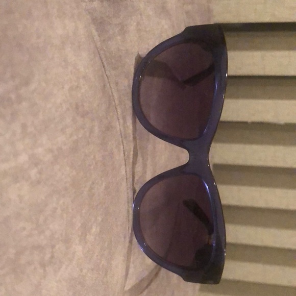 Dior Accessories - Dior Sunglasses good as new